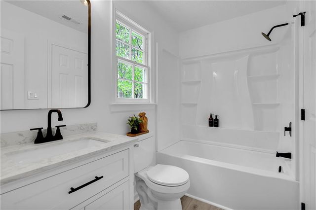 271 Mccowan Circle, Rockmart, GA 30153