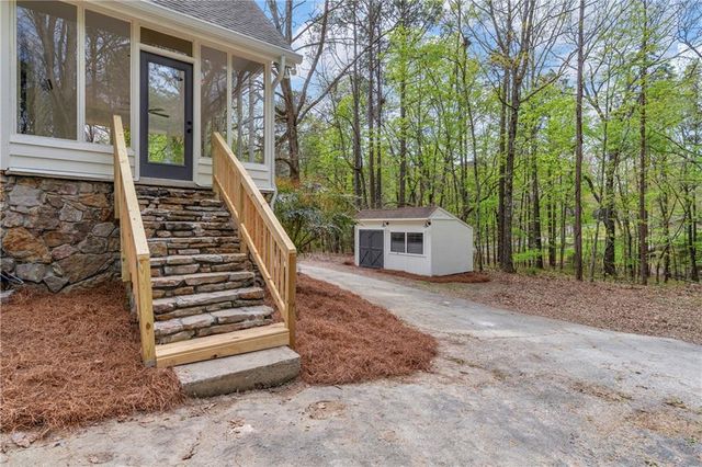 271 Mccowan Circle, Rockmart, GA 30153