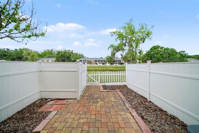 13708 ORANGE SUNSET DRIVE, Tampa, FL 33618