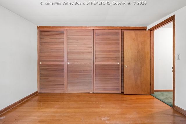 1529 Summit Drive, Charleston, WV 25302