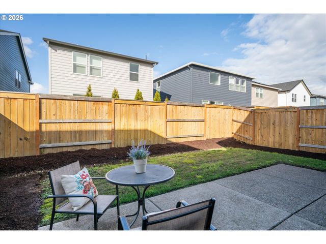 2938 FENYA St, Springfield, OR 97477