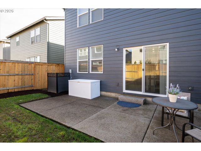 2938 FENYA St, Springfield, OR 97477