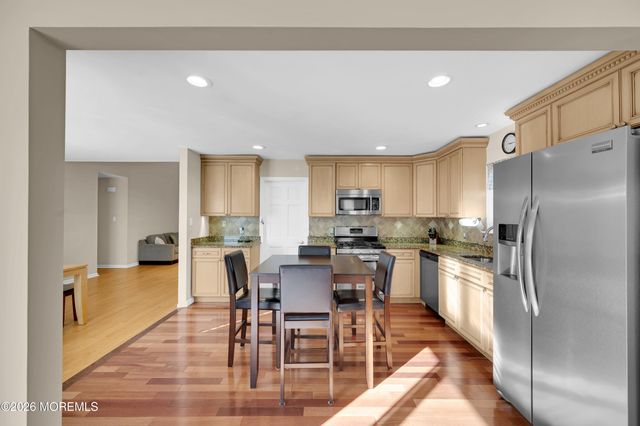 124 Starlight Road, Howell, NJ 07731