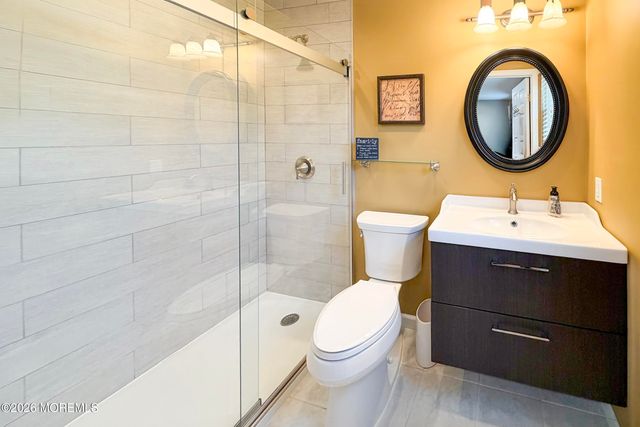 124 Starlight Road, Howell, NJ 07731