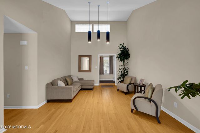 124 Starlight Road, Howell, NJ 07731