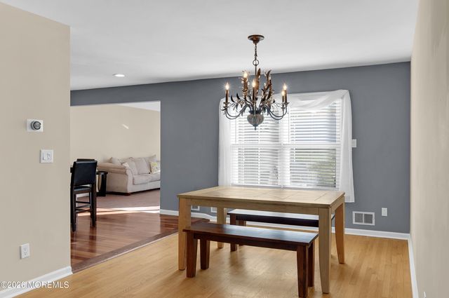 124 Starlight Road, Howell, NJ 07731