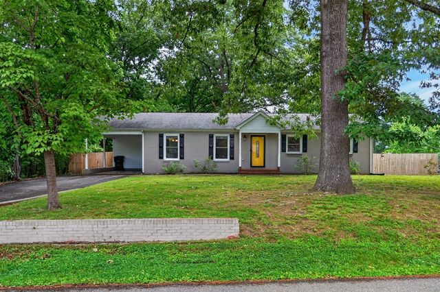 1111 Park Dr, Cookeville, TN 38501