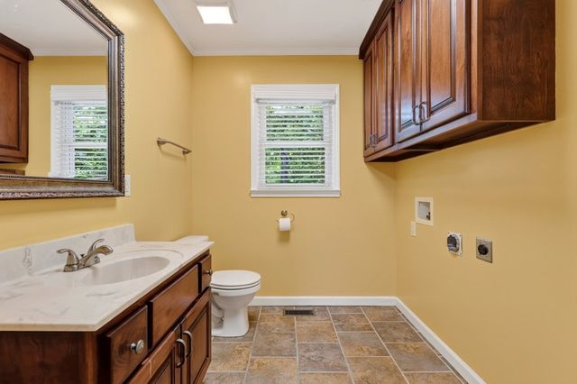 1111 Park Dr, Cookeville, TN 38501