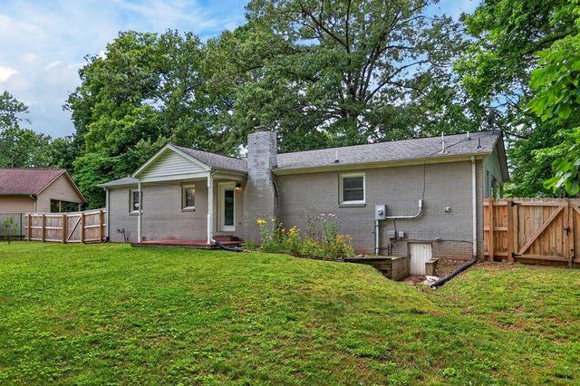 1111 Park Dr, Cookeville, TN 38501