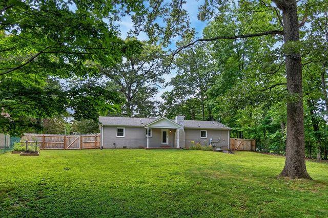 1111 Park Dr, Cookeville, TN 38501