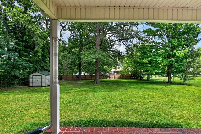 1111 Park Dr, Cookeville, TN 38501