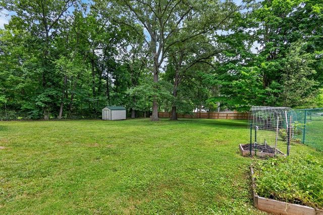 1111 Park Dr, Cookeville, TN 38501