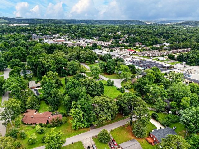 1111 Park Dr, Cookeville, TN 38501