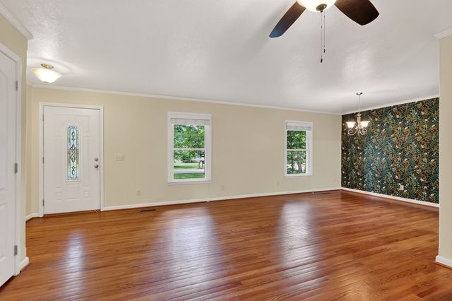 1111 Park Dr, Cookeville, TN 38501