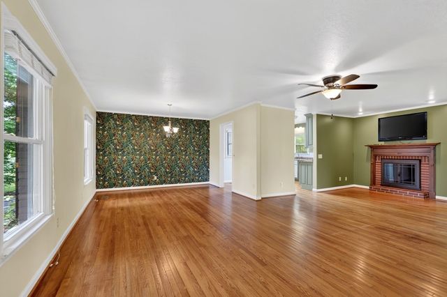 1111 Park Dr, Cookeville, TN 38501