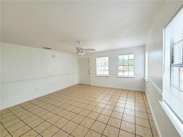 1646 Amber Dr, Corpus Christi, TX 78418