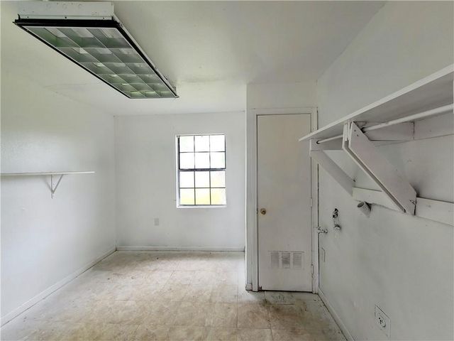 1646 Amber Dr, Corpus Christi, TX 78418