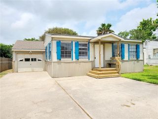 1646 Amber Dr, Corpus Christi, TX 78418