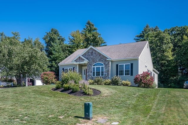 81 Nicholas Dr, Lancaster, MA 01523