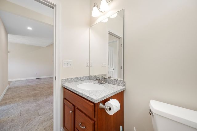 81 Nicholas Dr, Lancaster, MA 01523