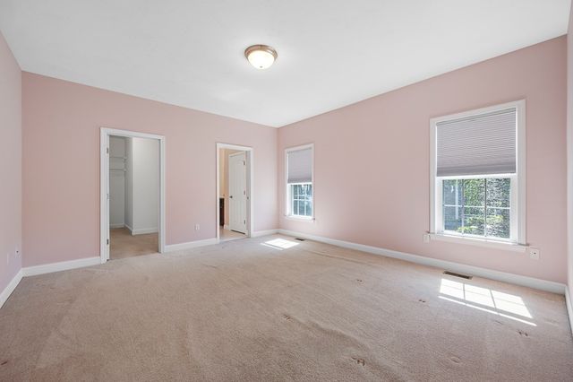 81 Nicholas Dr, Lancaster, MA 01523