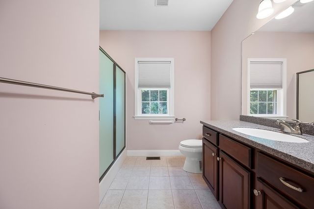 81 Nicholas Dr, Lancaster, MA 01523