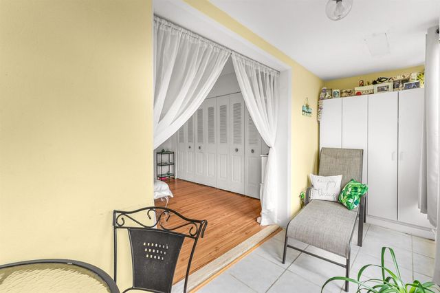 309 Sheffield M 309, West Palm Beach, FL 33417