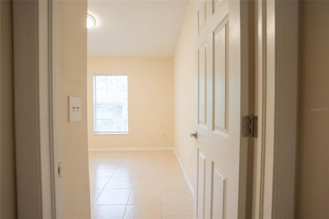 5828 NATURE TERRACE COVE, Tampa, FL 33617