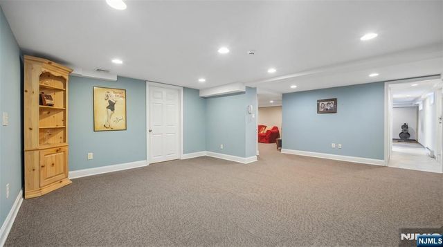 346 Roosevelt Avenue, Hasbrouck Heights, NJ 07604