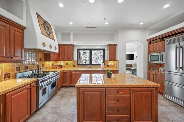 72275 Upper Way W, Palm Desert, CA 92260