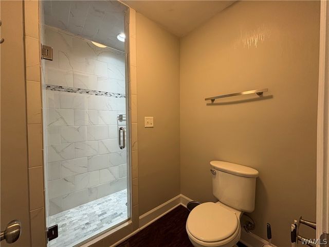 1626 17th Avenue E, Tuscaloosa, AL 35404