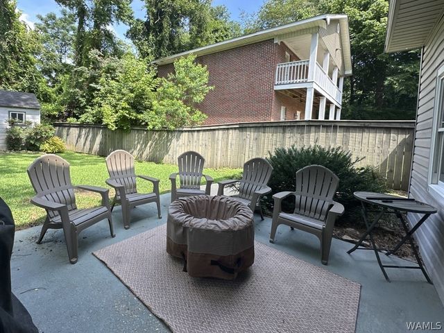 1626 17th Avenue E, Tuscaloosa, AL 35404