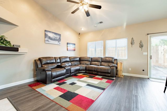 5100 Countryvale Dr, Salida, CA 95368