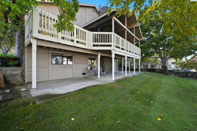 1125 Hills West Way, Richland, WA 99352