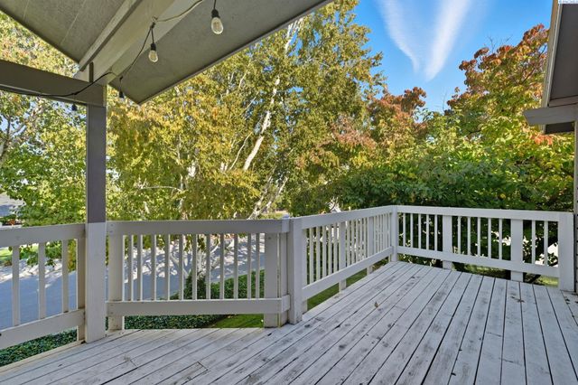 1125 Hills West Way, Richland, WA 99352