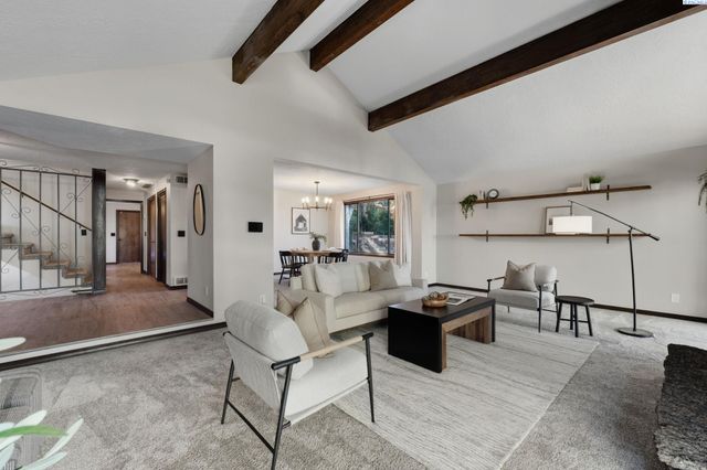 1125 Hills West Way, Richland, WA 99352