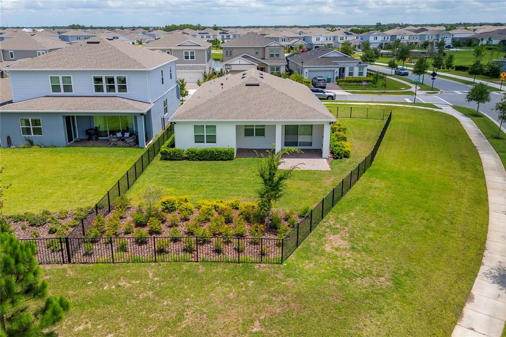 Image 35 of property listing at 13270 PANAMA BEACH COURT, Orlando, FL 32827