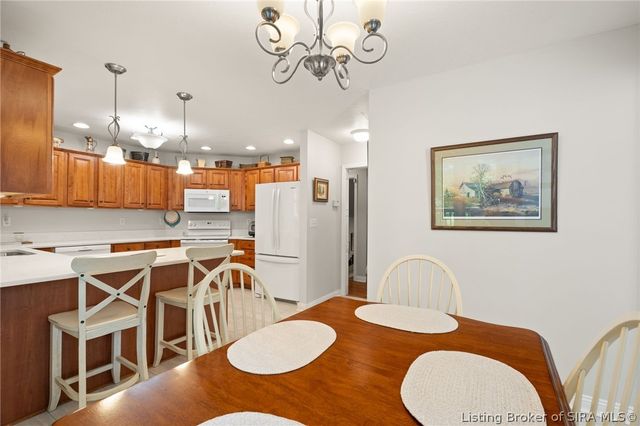 3130 Periwinkle Way, New Albany, IN 47150
