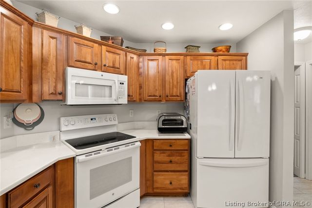 3130 Periwinkle Way, New Albany, IN 47150
