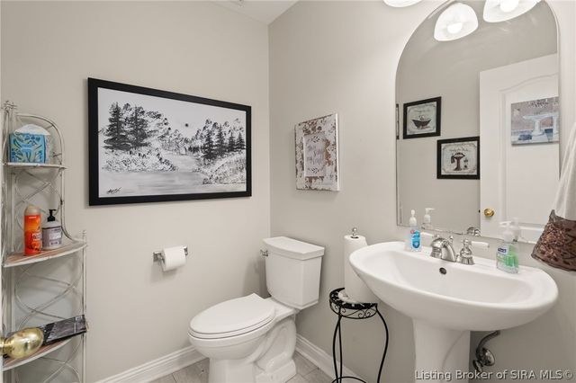 3130 Periwinkle Way, New Albany, IN 47150