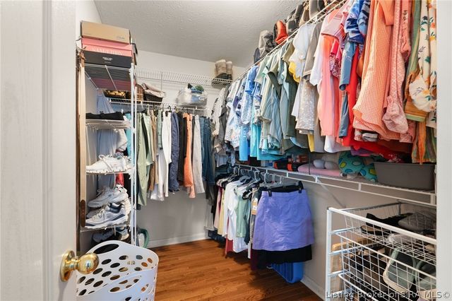 3130 Periwinkle Way, New Albany, IN 47150