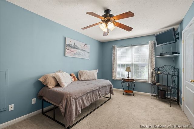 3130 Periwinkle Way, New Albany, IN 47150