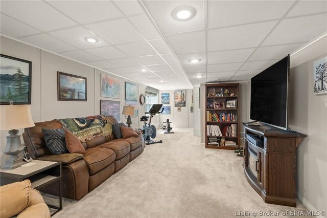 3130 Periwinkle Way, New Albany, IN 47150