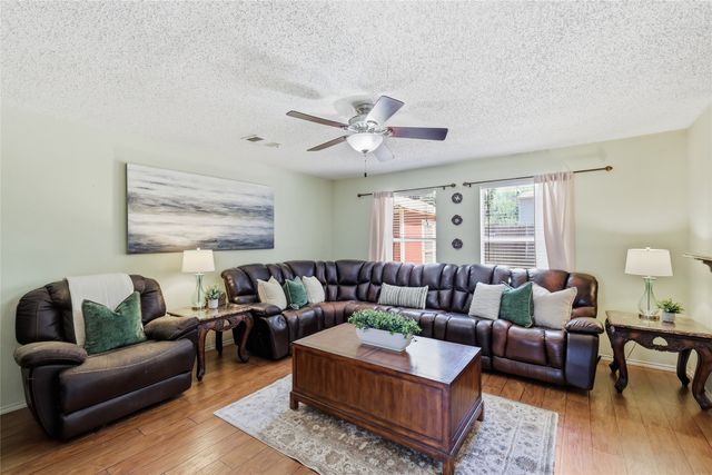 2701 Vistaview Drive, Corinth, TX 76210