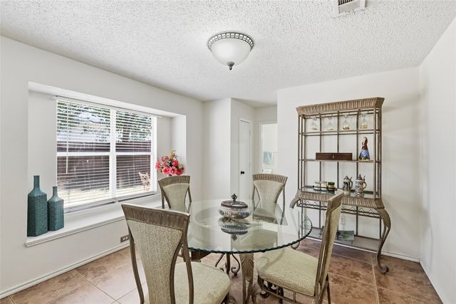 2701 Vistaview Drive, Corinth, TX 76210