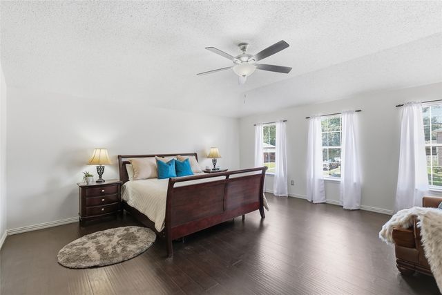 2701 Vistaview Drive, Corinth, TX 76210