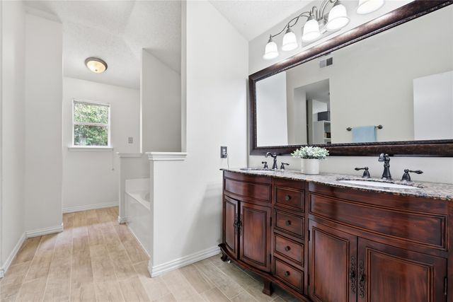 2701 Vistaview Drive, Corinth, TX 76210