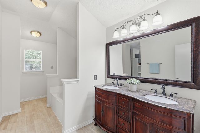 2701 Vistaview Drive, Corinth, TX 76210
