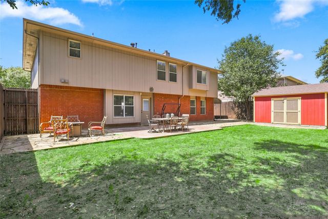 2701 Vistaview Drive, Corinth, TX 76210