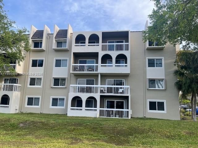 7800 CAMINO REAL H-412, Miami, FL 33143